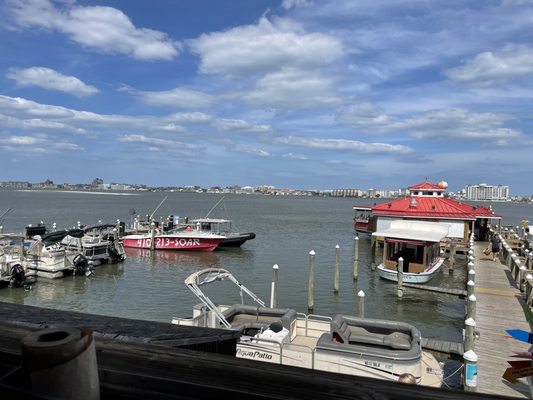 Hooper's Crab House by null