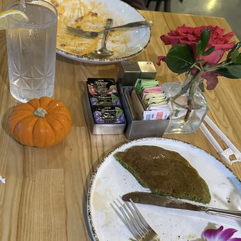 BB Cafe & Catering - Penne Alla Vodka Matcha Pancakes - Cafes Near Me - Burbank, California