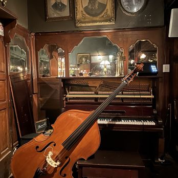 The Harrison Speakeasy - Instruments - Speakeasies Near Me - Buenos Aires, C The Harrison Speakeasy - Instruments - Speakeasies Near Me - Buenos Aires, C