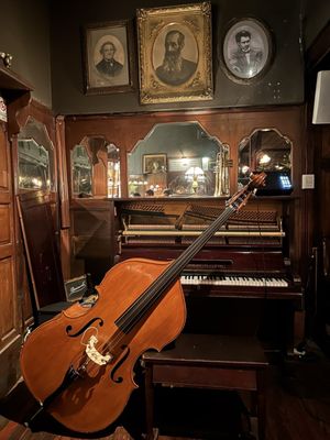 Nicky Harrison by null