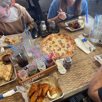 Joey B - The Hershey Pizza, Wings, Joey B's Woody w/Fries - New American Near Me - Palmerton, Pennsylvania