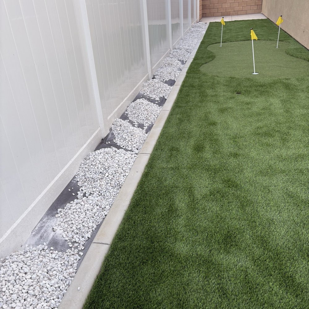 Kontiki Construction - Putting green and deco rocks - General Contractors Near Me Kontiki Construction - Putting green and deco rocks - General Contractors Near Me