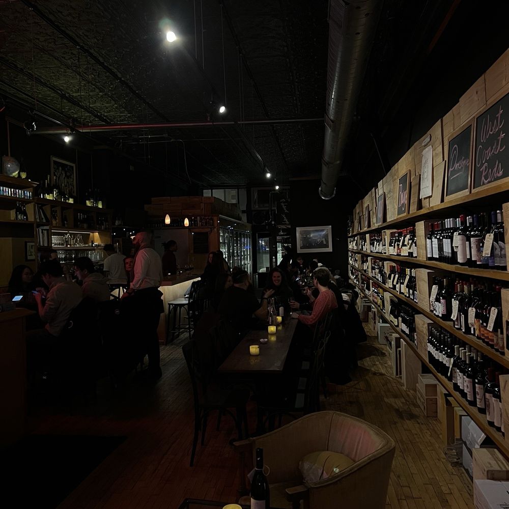 Printers Row Wine Shop - Interior - Beer, Wine & Spirits Near Me - Chicago, Illinois Printers Row Wine Shop - Interior - Beer, Wine & Spirits Near Me - Chicago, Illinois