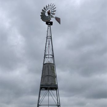Massey airport - 100 year old windmill - Airports Near Me - Massey, Maryland