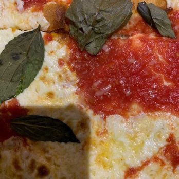 Table 87 - Industry City - 20" Margherita Pizza - Pizza Near Me - Brooklyn, New York