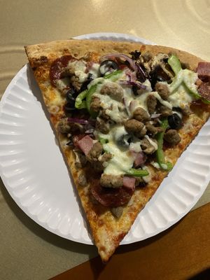 NEW YORK PIZZERIA by null