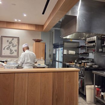 Nobu's - Sushi Bars Near Me - Saint Louis, Missouri