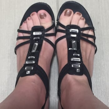 Gorgeous Nails & Feet - Left toenail is fake and you can't tell. - Nail Salons Near Me - Littleton, Colorado