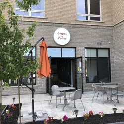 Crepes & Coffee - Outside crepes and coffee featuring their patio seating