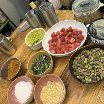 Naji Speciality Coffee - Ingredients - Coffee & Tea Near Me - Madrid, M Naji Speciality Coffee - Ingredients - Coffee & Tea Near Me - Madrid, M