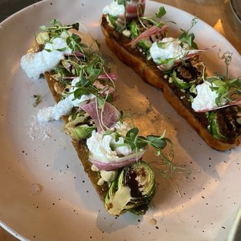 Five 0 Four Kitchen - Breakfast & Brunch Near Me - Glen Ellyn, Illinois
