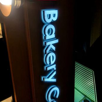 85°C Bakery Cafe-Irvine - Coffee & Tea Near Me - Irvine, California