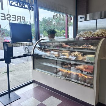 Golden Delight Bakery - Golden Delight Bakery!! - Bakeries Near Me - Gahanna, Ohio