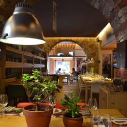 13 - Interior