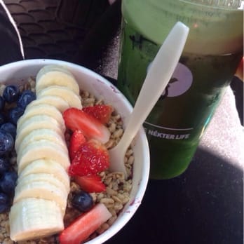 Nekter Juice Bar - Toxin flush (16oz) and banana berry acai bowl. So delish!!! - Juice Bars & Smoothies Near Me - Brea, California Nekter Juice Bar - Toxin flush (16oz) and banana berry acai bowl. So delish!!! - Juice Bars & Smoothies Near Me - Brea, California