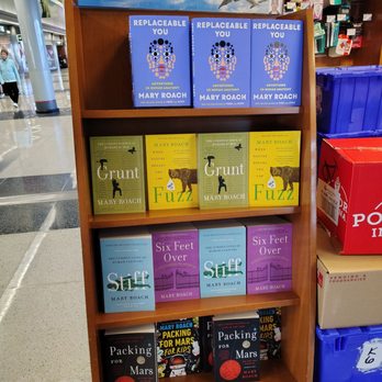 Barbara's Bookstore - Bookstores Near Me - Chicago, Illinois