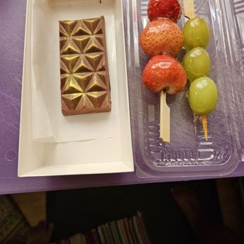 Benjamin’s Sweets - Dubai Chocolate - so unique and Tanghulu fruits- so crunchy and sweet. - Desserts Near Me - Urban Honolulu, Hawaii