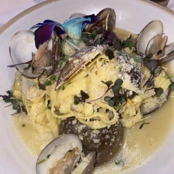 Bel Mare - Clam linguine - Italian Near Me - Key West, Florida Bel Mare - Clam linguine - Italian Near Me - Key West, Florida