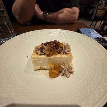 Jots - Yummy Grilled Peach cheesecake - American Near Me - San Antonio, Texas