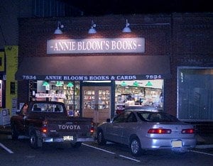 Annie Bloom's Books by null