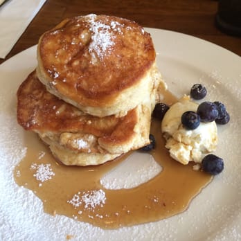 Brew Cafe - Blueberry pancakes! These were so good! - Cafes Near Me - London, XGL