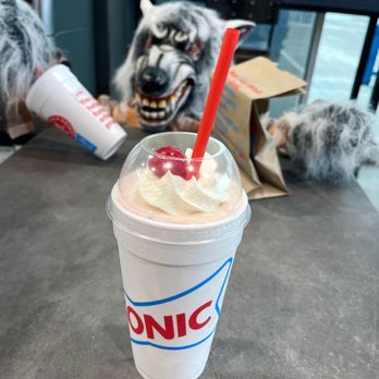 Sonic Drive-In - Burgers Near Me - EULESS, Texas Sonic Drive-In - Burgers Near Me - EULESS, Texas