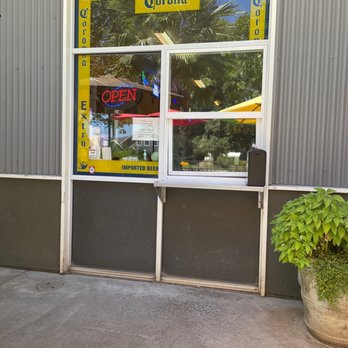 Azteca Market - Pick up window - Grocery Near Me - St. Helena, California Azteca Market - Pick up window - Grocery Near Me - St. Helena, California