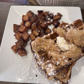 Stir - Chicken and waffles - Cocktail Bars Near Me - Greenville, South Carolina