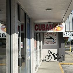 M & G Cuban Cafe