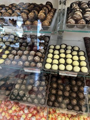 Lammes Candies at Airport Blvd by null