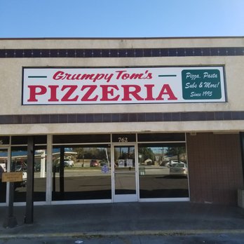 Walker Signs - New sign face for Grumpy Tom's Pizzeria - Signmaking Near Me - Yucaipa, California Walker Signs - New sign face for Grumpy Tom's Pizzeria - Signmaking Near Me - Yucaipa, California