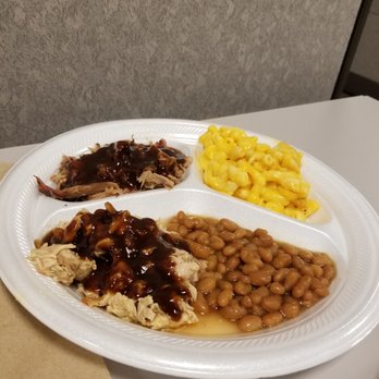 Big Hoffas - Pulled Chicken, Pulled Pork, Mac&Cheese, Baked Beans - Barbeque Near Me - Westfield, Indiana Big Hoffas - Pulled Chicken, Pulled Pork, Mac&Cheese, Baked Beans - Barbeque Near Me - Westfield, Indiana
