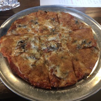 Imo's Pizza - The St. Louis style pizza (meh) - Food Delivery Services Near Me - Saint Louis, Missouri Imo's Pizza - The St. Louis style pizza (meh) - Food Delivery Services Near Me - Saint Louis, Missouri