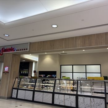 Saint Germain Bakery - Quite spacious - Bakeries Near Me - Richmond, British Columbia