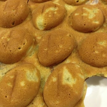 Puffect Bakery Cafe - Green tea puff pastry with red bean and mochi filling - Desserts Near Me - Walnut, California Puffect Bakery Cafe - Green tea puff pastry with red bean and mochi filling - Desserts Near Me - Walnut, California