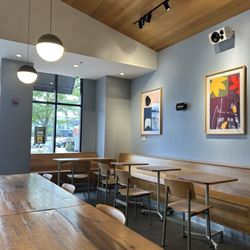 sweetgreen - Healthy Salads, Wraps, and Bowls - Interior