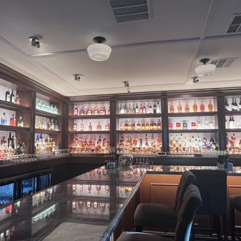Mae Daly's - Fully stocked specialty bar -  can't wait to see what well-balanced drinks they will create! - Steakhouses Near Me - Las Vegas, Nevada