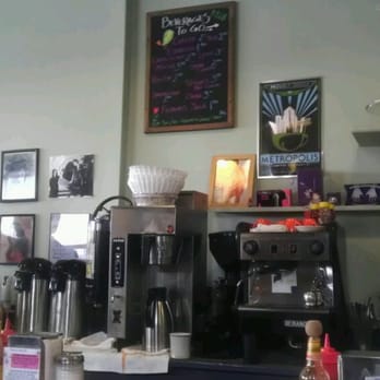 Flying Saucer - Espresso Bar - Breakfast & Brunch Near Me - Chicago, Illinois