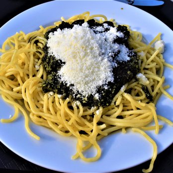 Kürbisausstellung - Spaghetti Kürbiskernpesto, pesto made with pumpkin seeds, etc., 8,90€, excellent! - Arts & Entertainment Near Me - Ludwigsburg, BW