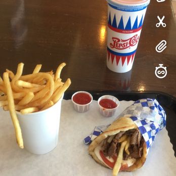Gyroz - Greek Near Me - Aurora, Colorado