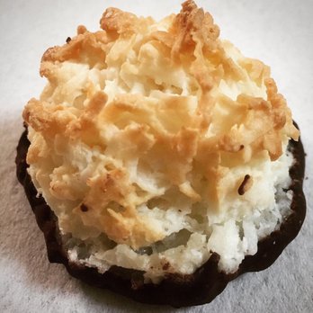 Born2Bake - Macaroon - Bakeries Near Me - Littleton, Colorado Born2Bake - Macaroon - Bakeries Near Me - Littleton, Colorado