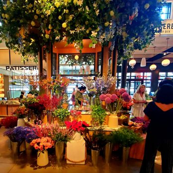 Tin Building by Jean-Georges - Beautiful bouquets! - 8/19/2022 - Grocery Near Me - New York, New York