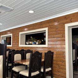 La Galera - Enclosed eating area
