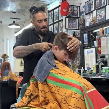 Astor Place Hairstylists - Hair Salons Near Me - Manhattan, New York