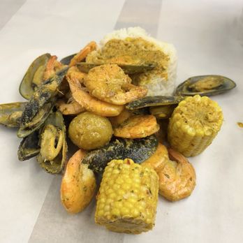 Crab Boil - Shrimp and mussel combo. - Seafood Near Me - North York, Ontario Crab Boil - Shrimp and mussel combo. - Seafood Near Me - North York, Ontario