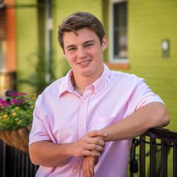 Grecco Photography - Senior portrait in Dunedin