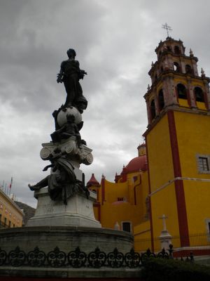 Basílica Colegiata de Nuestra Señora de Guanajuato by null