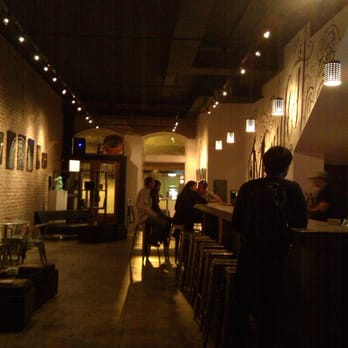 Manifest - Photo by Eric Alcantara - Coffee & Tea Near Me - Honolulu, Hawaii Manifest - Photo by Eric Alcantara - Coffee & Tea Near Me - Honolulu, Hawaii