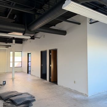 Tall Pine Painting - Painters Near Me - Vancouver, Washington Tall Pine Painting - Painters Near Me - Vancouver, Washington