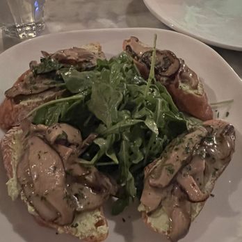 Mua - Shiitake Mushroom Crostini - Bars Near Me - Oakland, California Mua - Shiitake Mushroom Crostini - Bars Near Me - Oakland, California